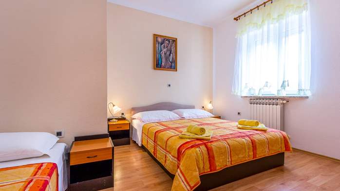 Schöne und einfache FeWo mit Balkon für 3 Personen, Klimaanlage, 10