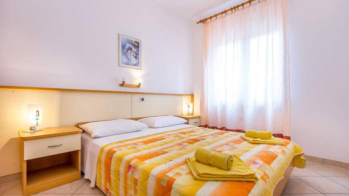 Apartment im Erdgeschoss mit eigener Terrasse für 3 Personen,WLAN, 3