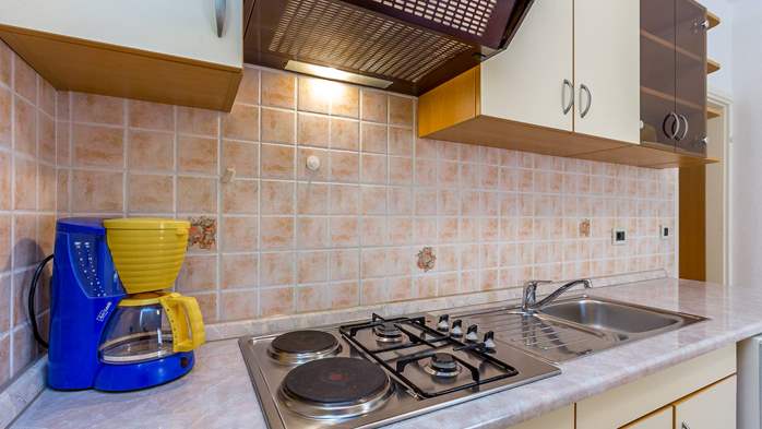 Apartment im Erdgeschoss mit eigener Terrasse für 3 Personen,WLAN, 7