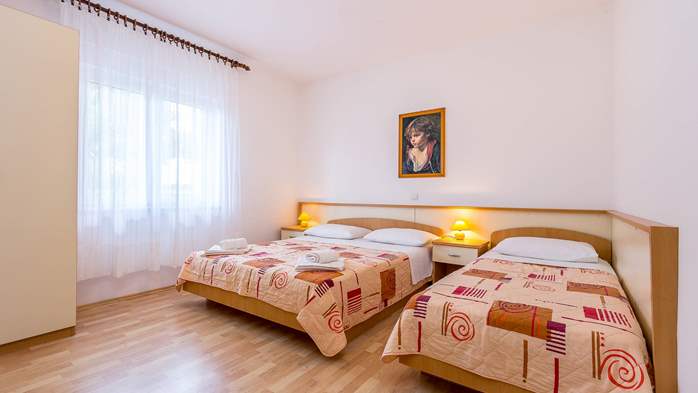 Große Wohnung für 6 Personen mit zwei Schlafzimmer, Terrasse,WLAN, 8