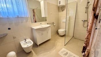 Komfortable und geräumige Wohnung für 4 Personen in Medulin, WiFi, 8