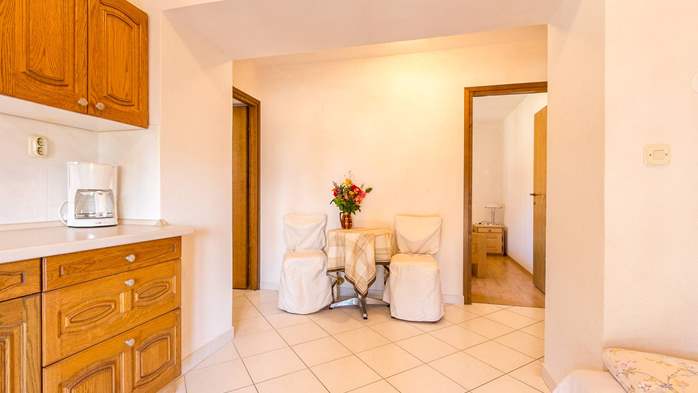 Apartment mit Gemeinschaftspool, in ruhiger Lage für 3 Personen, 4