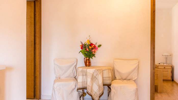 Apartment mit Gemeinschaftspool, in ruhiger Lage für 3 Personen, 8