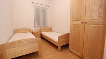 Apartment for 4 persons, private balcony, WiFi, shared pool, 11