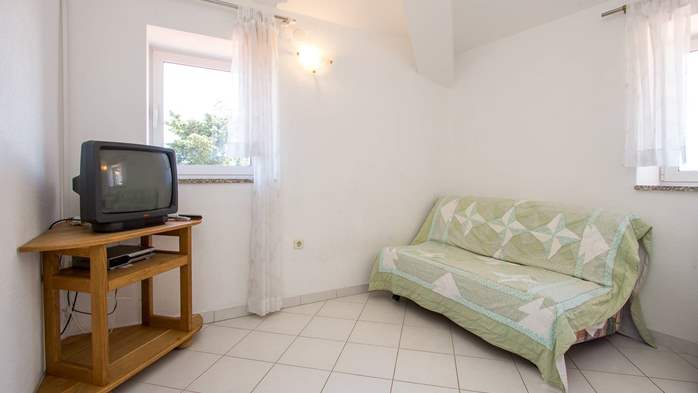 Einfache Wohnung für 3 Personen in Medulin mit Gemeinschaftspool, 7