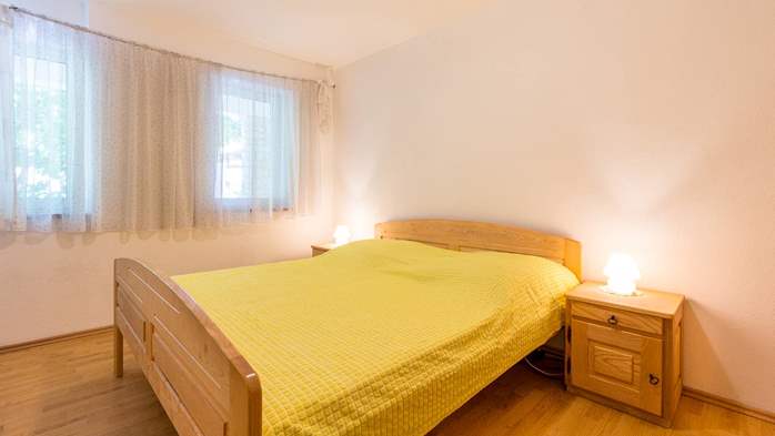 Wohnung im Erdgeschoss, Terrasse, mit Gemeinschaftspool, 4