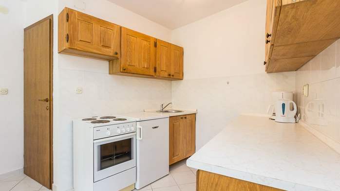 Wohnung im Erdgeschoss, Terrasse, mit Gemeinschaftspool, 5