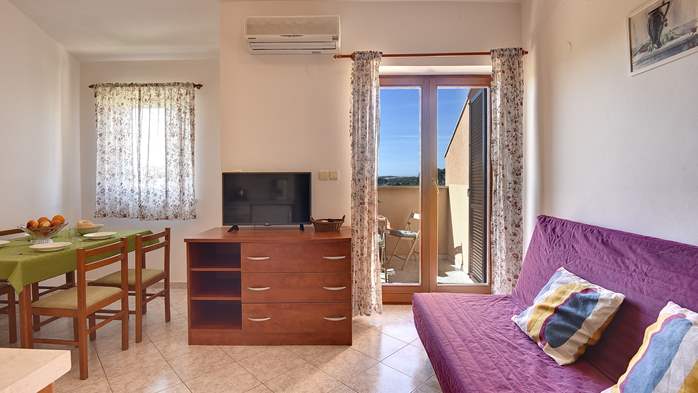 Charmante Wohnung mit einem Bett auf der Galerie und Meerblick, 9