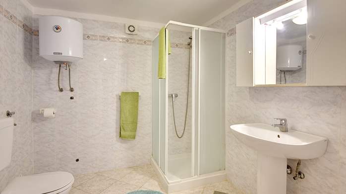 Charmante Wohnung mit einem Bett auf der Galerie und Meerblick, 14