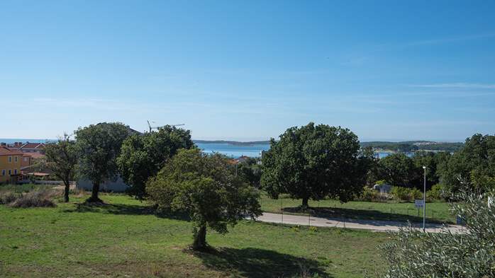 Charmante Wohnung mit einem Bett auf der Galerie und Meerblick, 17