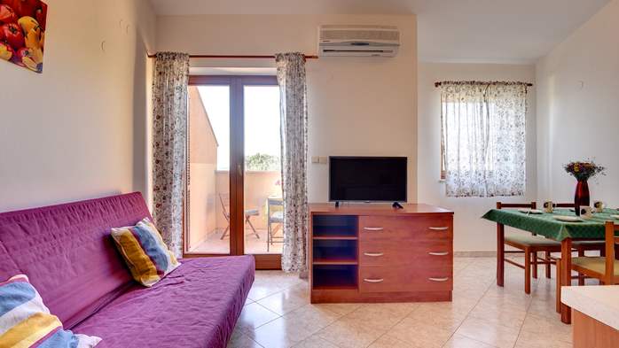 Apartment für 4 Personen in Medulin mit Schlafzimmer und Galerie, 4