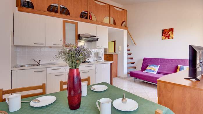 Apartment für 4 Personen in Medulin mit Schlafzimmer und Galerie, 1