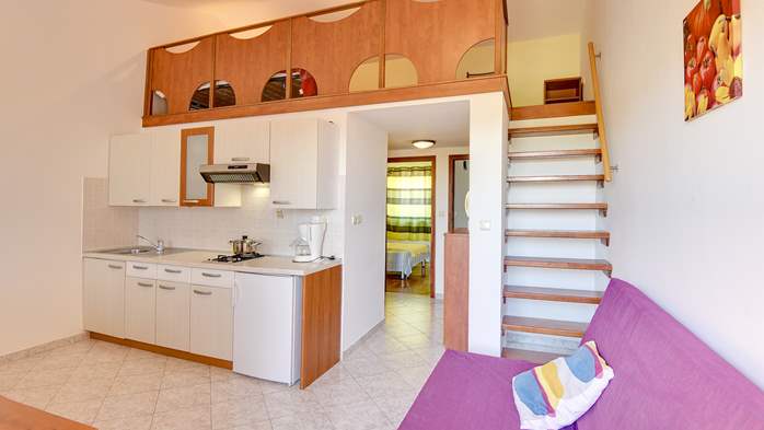 Apartment für 4 Personen in Medulin mit Schlafzimmer und Galerie, 2