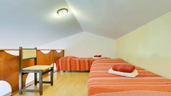 Apartment für 4 Personen in Medulin mit Schlafzimmer und Galerie, 3