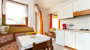 Charming studio apartment for two in Medulin, parking, WiFi, 4
