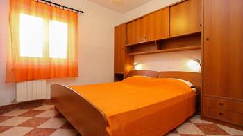 Apartment with double bed and private terrace for 2 persons, 2