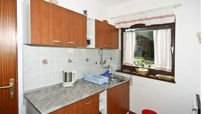 Apartment with sea view with two bedrooms for four persons, 8