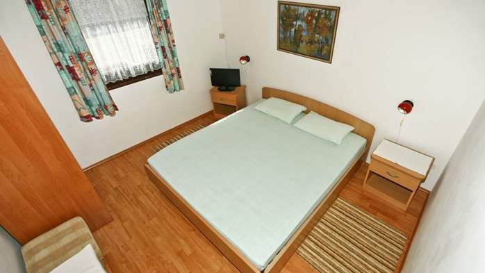 Appartamento con vista mare con due camere da letto per 4 persone, 6