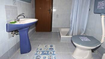 Arranged room with a bathroom in the attic with a sea view, 6