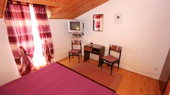 Room with bathroom in the attic for two persons, SAT-TV, balcony, 2