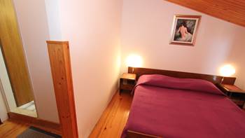Room with bathroom in the attic for two persons, SAT-TV, balcony, 7