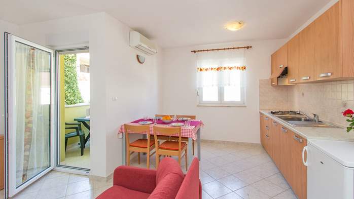 Apartment with one bedroom for 4 persons, WiFi, air conditioning, 5