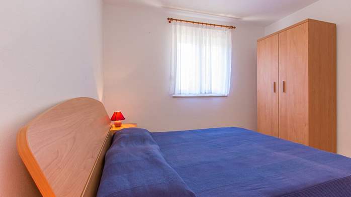 Friendly apartment close to natural park Kamenjak for 4 persons, 2