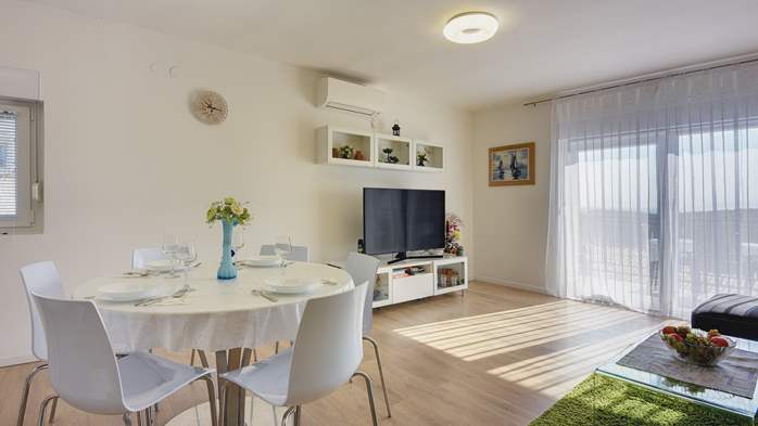 Apartment with two bedrooms, pets allowed, 4-6 persons, 3