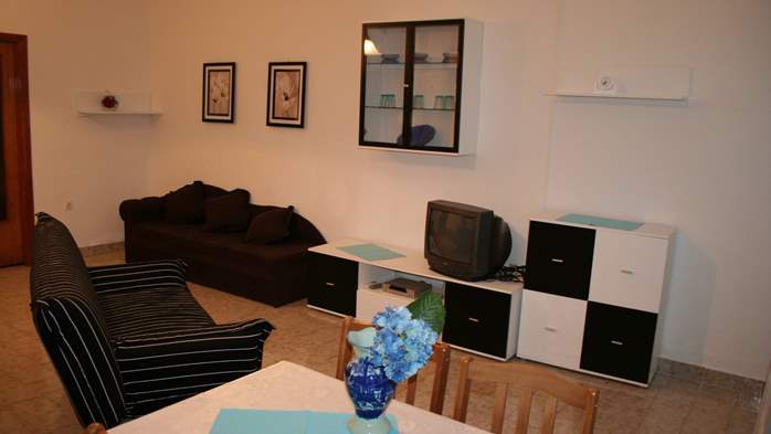 Apartment for 4 persons on the ground floor with one bedroom, 1