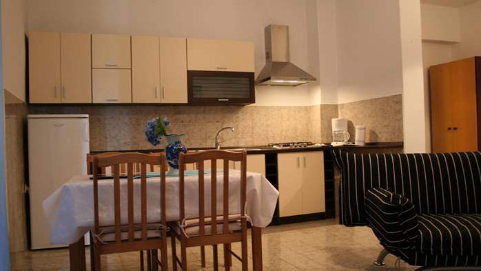 Apartment for 4 persons on the ground floor with one bedroom, 3