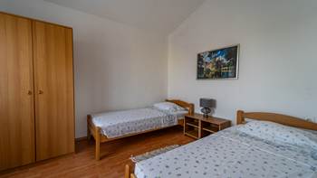 Apartment in ruhiger Lage mit Blick auf den gemeinsamen Außenpool, 9