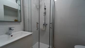 Apartment in ruhiger Lage mit Blick auf den gemeinsamen Außenpool, 11