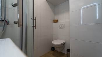 Apartment in ruhiger Lage mit Blick auf den gemeinsamen Außenpool, 13