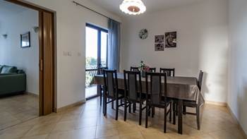 Große 3-Zimmer-Wohnung für 8 Personen, Balkon, Gemeinschaftspool, 6