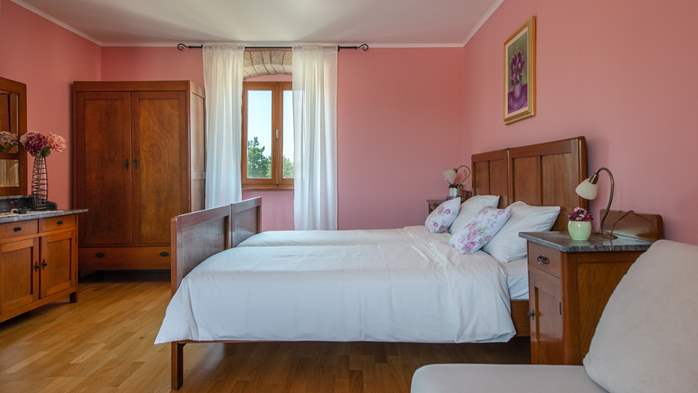 Istrian villa with private pool, playground for kids and barbecue, 40