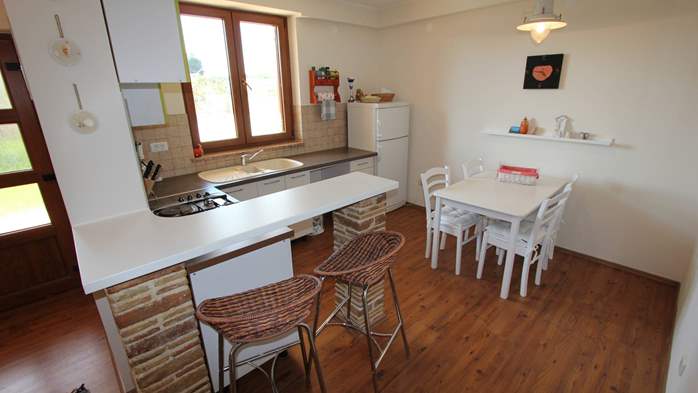 Cozy and homey apartment in Fažana, with free WiFi and SAT-TV, 3