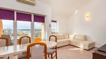 Nicely decorated apartment, balcony with sea view, WiFi, SAT-TV, 2