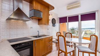 Nicely decorated apartment, balcony with sea view, WiFi, SAT-TV, 3