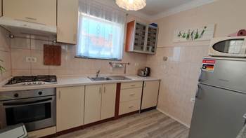 Lovely air-conditioned apartment, with private balcony and SAT-TV, 4