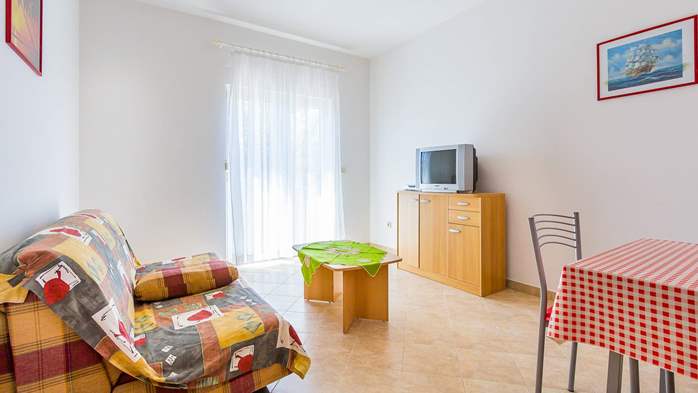 Klimatisiertes Apartment mit Terrasse und 2 SZ für 6 Personen, 3