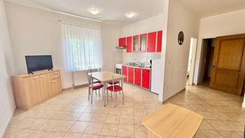 Ugodan ambijent apartmana za 4 osobe, WiFi, parking, klima, vrt, 4