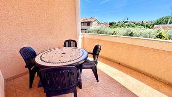 Ugodan ambijent apartmana za 4 osobe, WiFi, parking, klima, vrt, 8