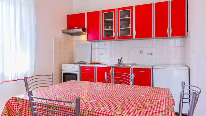 Pleasant ambience of the apartment for 4 persons,air conditioning, 2