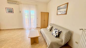 Udoban apartman u Medulinu za 4 osobe, klima uređaj, vrt, 1