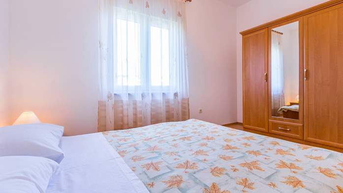 Comfortable apartment in Medulin for 4 persons, air conditioning, 2