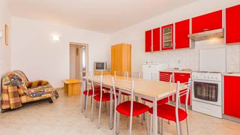 Big apartment for 8 persons with three bedrooms and two bathrooms, 1