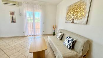 Apartman za 4 osobe, kućni ljubimci dozvoljeni, klima uređaj,WiFi, 1