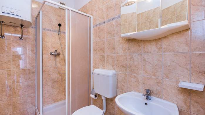 Apartment für 4 Personen, Haustiere erlaubt, Klimaanlage, WLAN, 6