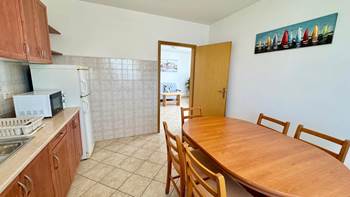 Komotan apartman s dvije spavaće sobe za 6 osoba na 2.katu, 7