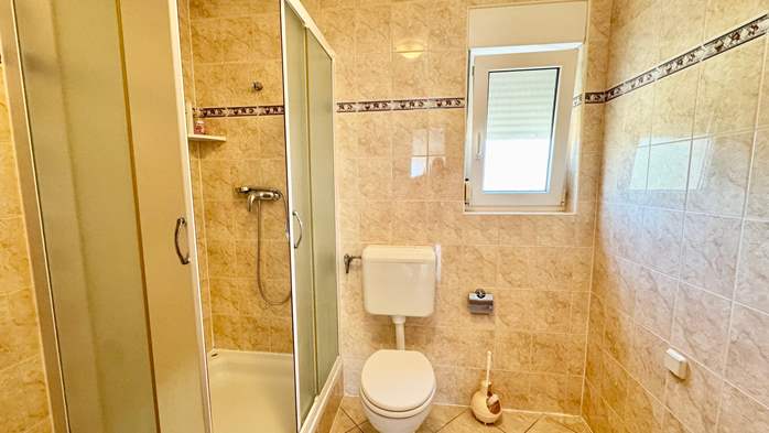 Geräumiges Apartment mit 2 SZ für 6 Personen im 2. Stock, 14